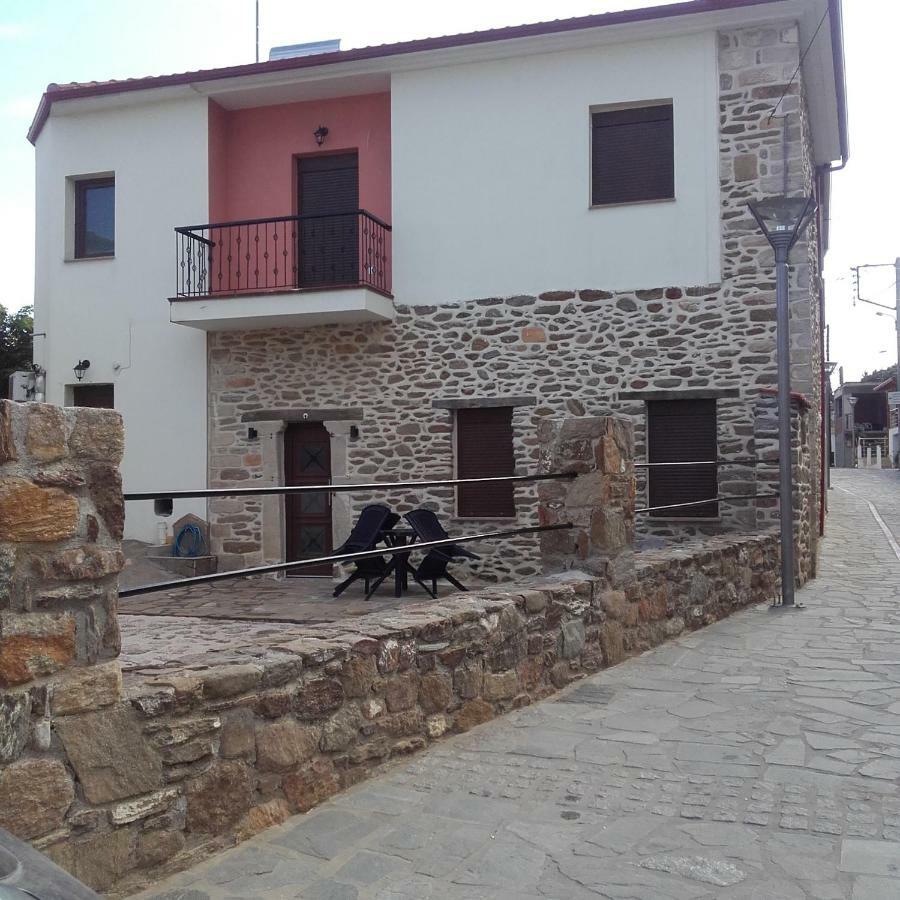 To Petrino Holidays House Metagkitsi Extérieur photo